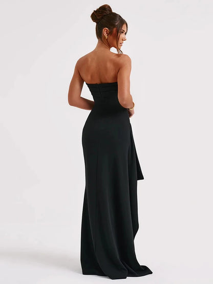 Robe bustier élégante avec ouverture